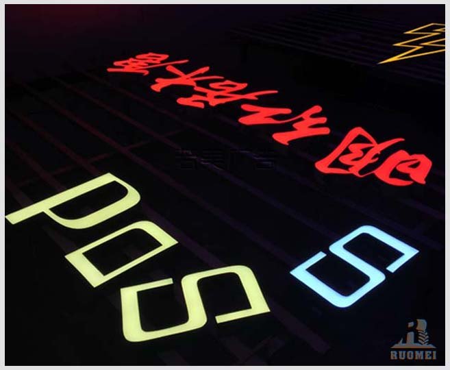樹脂發光字